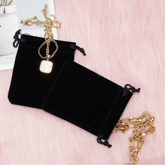 Minnie Mickey Mouse Watch Clear Analog Adjustable Buckle Band Silver White - Picture 9 of 12